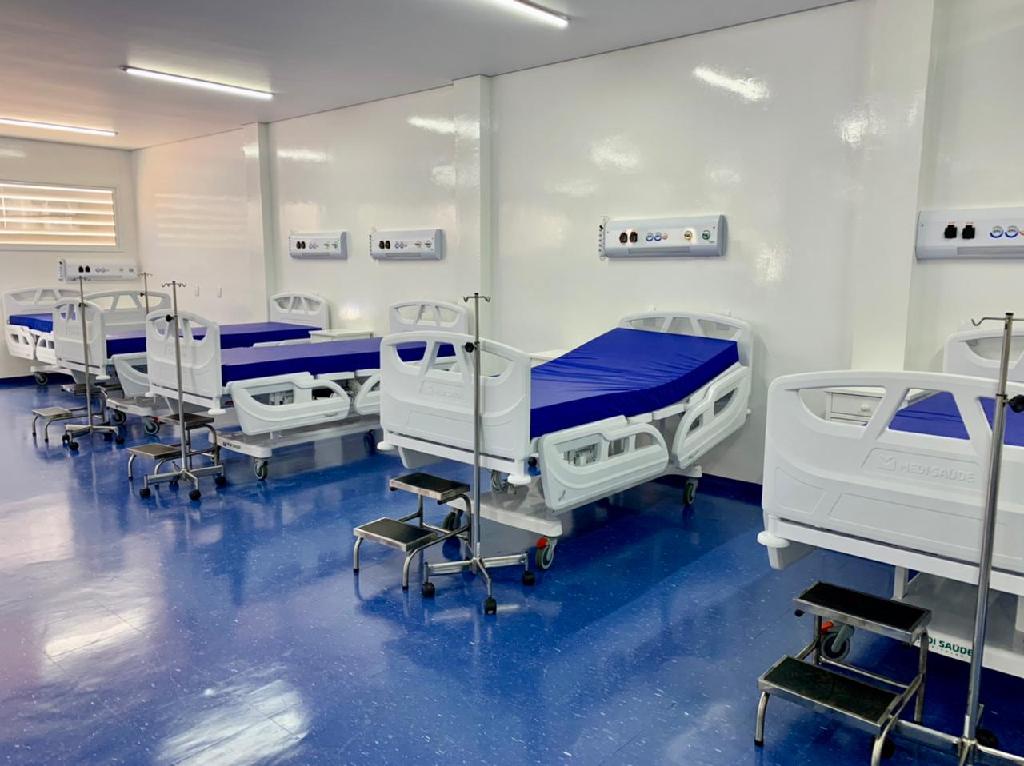 Obra do Hospital Regional de Sorriso avança e enfermarias já começam a ser mobiliadas