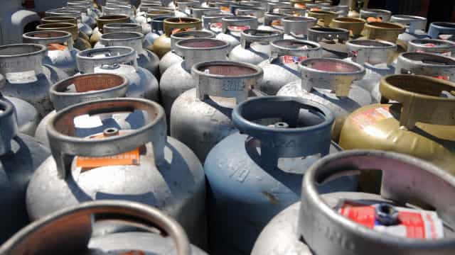 GLP sobe antes do ajuste da Petrobras e volta a custar até R$ 125 o botijão 13 kg
