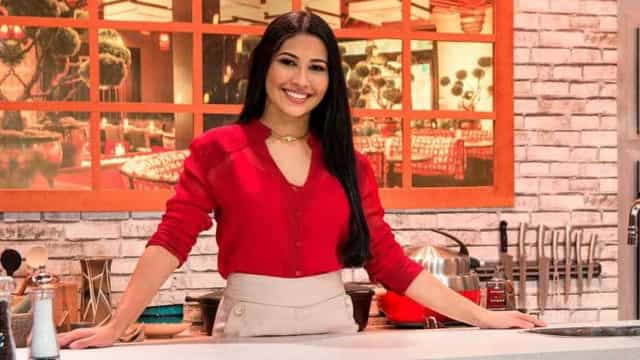 Thaynara OG transforma festa de São João em especial de 3 dias