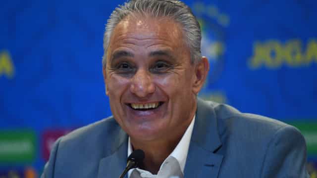 Bolsonaro nega que tenha pedido para tirar Tite do comando da seleção brasileira