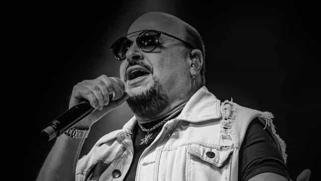 Roupa Nova regressa com live após morte de Paulinho