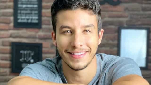 Ricky Tavares denuncia criminoso que se passa por ele em aplicativo de paquera