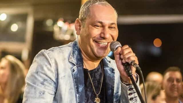 Chrigor, ex-vocalista do Exaltasamba, assume namoro com fã