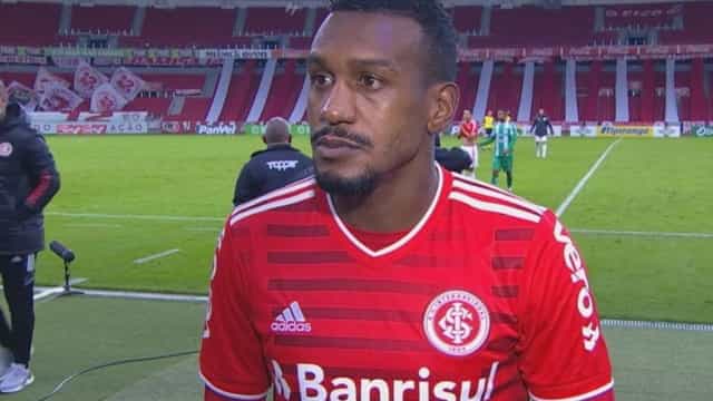Edenilson lamenta má fase do Inter: ‘Abaixar a cabeça e trabalhar’