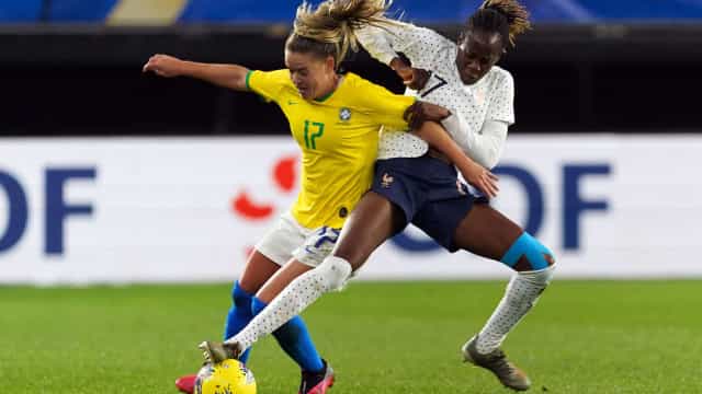 Seleção brasileira feminina bate a Rússia com facilidade em amistoso na Espanha