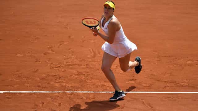 Krejcikova fecha jornada surpreendente com título inédito em Roland Garros