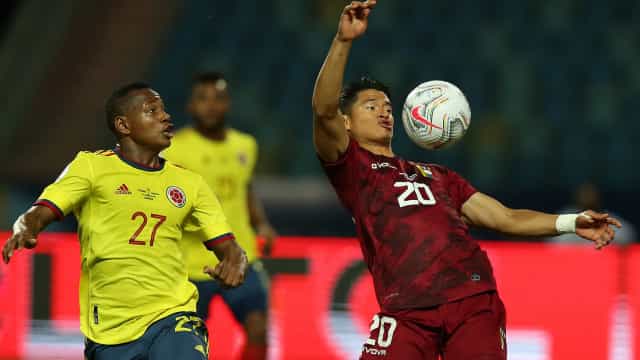 Com brilho de goleiro, Venezuela segura Colômbia pela Copa América