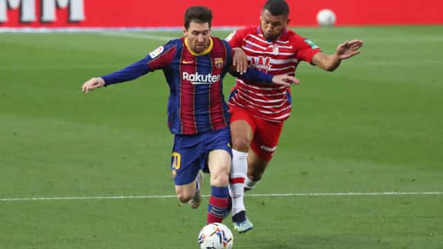 Messi e Suárez deixam a amizade de lado em clássico entre Argentina e Uruguai