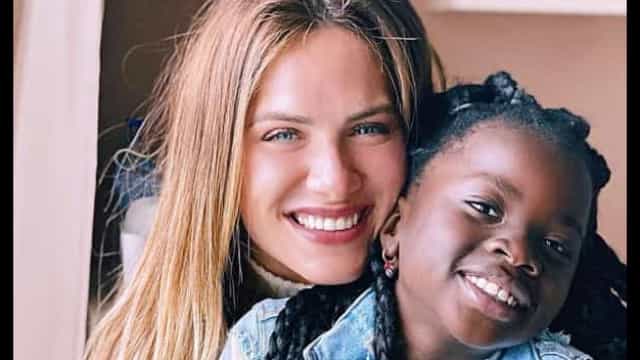 Bruno Gagliasso e Gio Ewbank se declaram no aniversário de Titi: ‘Vida’