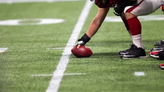 Carl Nassib se torna o primeiro jogador a se declarar homossexual na NFL