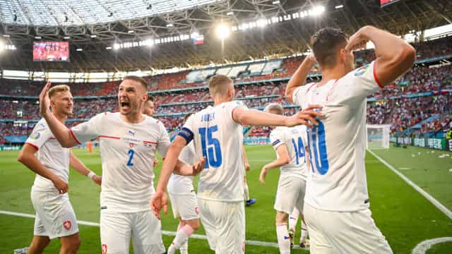 República Checa derruba favorita Holanda e encara a Dinamarca nas quartas da Euro