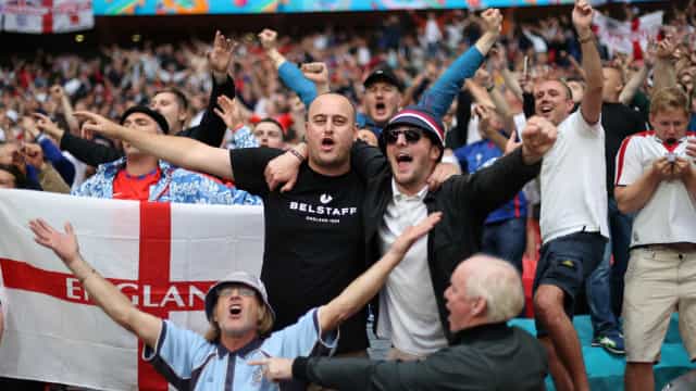 Inglaterra desencanta, elimina Alemanha e vai às quartas na Eurocopa