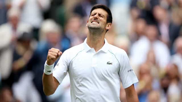 Com facilidade, Djokovic elimina sul-africano e avança à 3ª rodada em Wimbledon