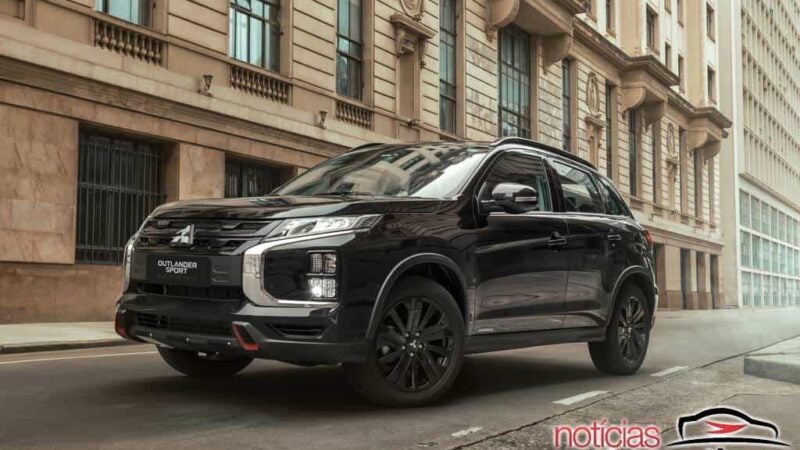 Outlander e Outlander Sport: Black Edition parte de R$ 162.990
