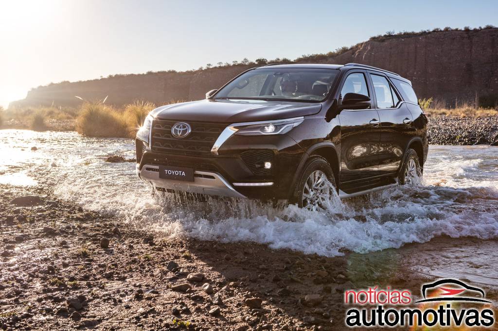 Toyota também aumenta preços de Hilux e SW4 em junho