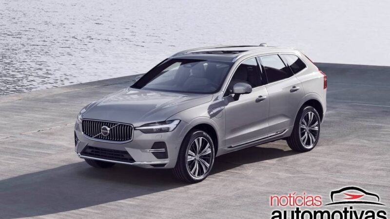Volvo XC60 tem desconto de R$ 15 mil e outros benefícios