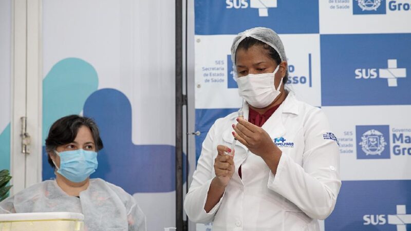 Colegiado define distribuição de 181.130 doses de vacinas contra a Covid-19