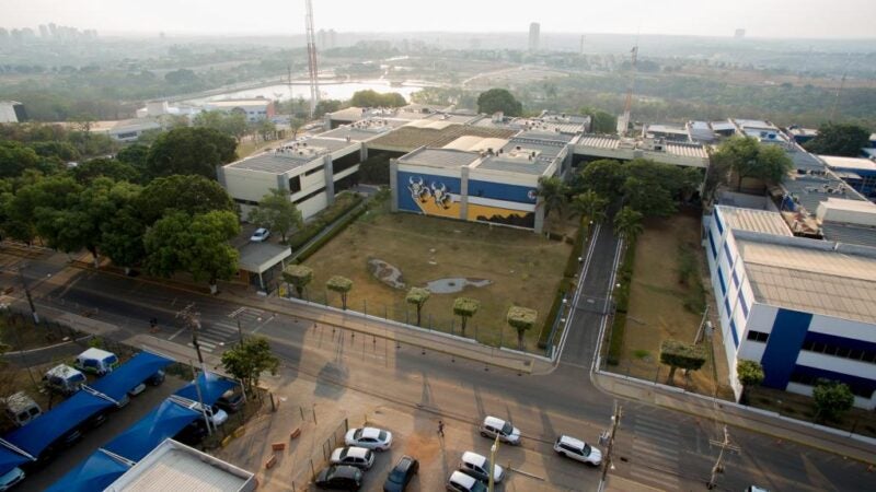 Governo cria fundo de R$ 100 milhões para facilitar acesso de crédito a pequenos empreendedores do Estado