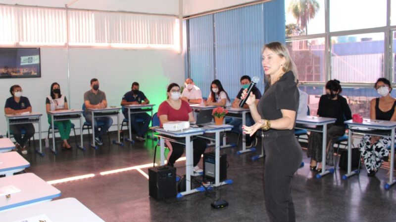 Escola de Governo retoma Programa de Liderança e Coaching