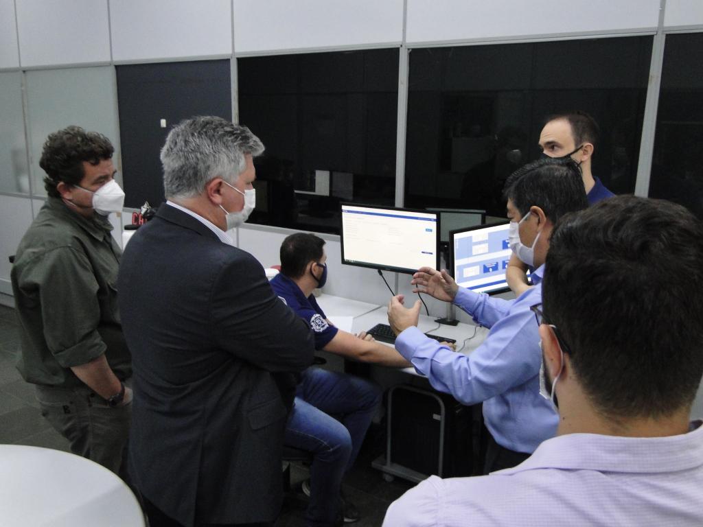 Sistemas de gerenciamento de laudos e produtividade são apresentados ao secretário de Segurança Pública