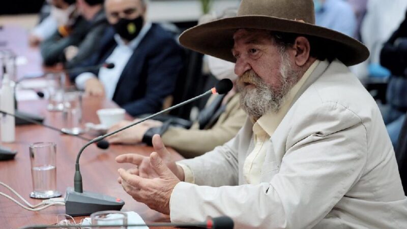 “O futuro chega com a construção dessa ferrovia estadual”, afirma deputado Barbudo