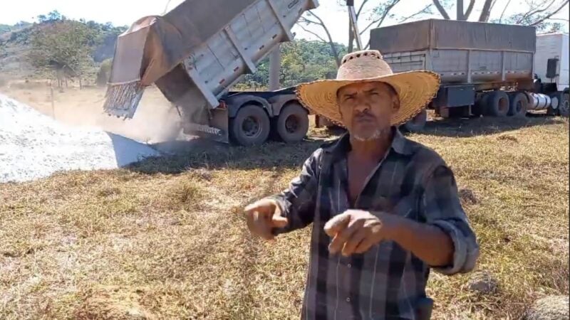 Vereador Zilmar e Prefeito levando o incentivo para a agricultura familiar de Guarantã do Norte