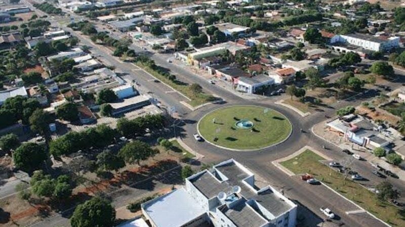 Água Boa completa 45 anos com investimento estadual para conclusão de escola técnica