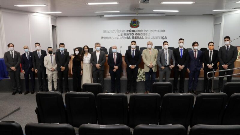 Governador empossa onze novos procuradores do estado