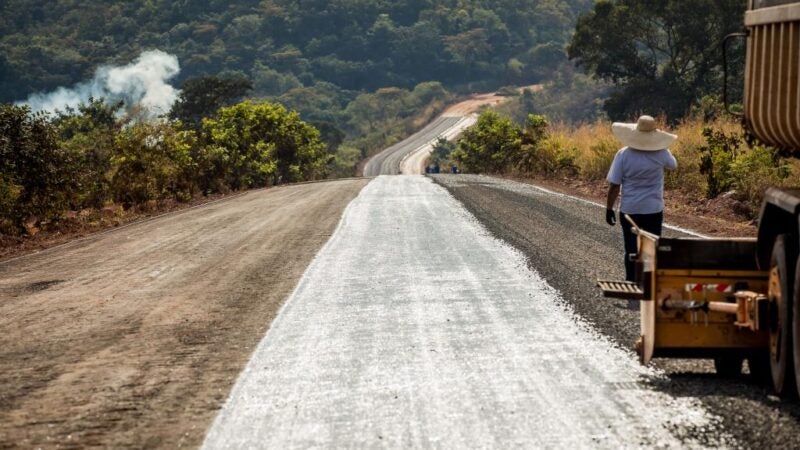 Obras de asfaltamento e recuperação em 164 km da MT-100 estão em andamento