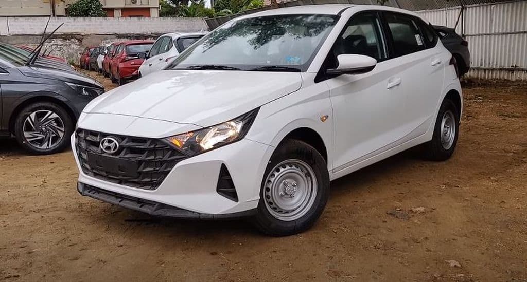 VÍDEO: Como é o Hyundai i20 “pé-de-boi” na Índia