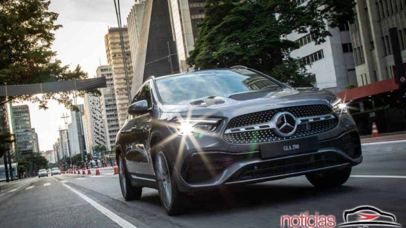 Mercedes GLA 200: motor, consumo, gerações, anos, revisão, fotos