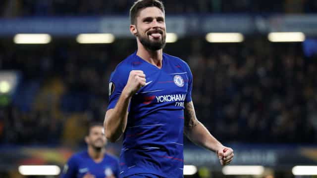 Milan anuncia a contratação do atacante Giroud, campeão mundial com a França