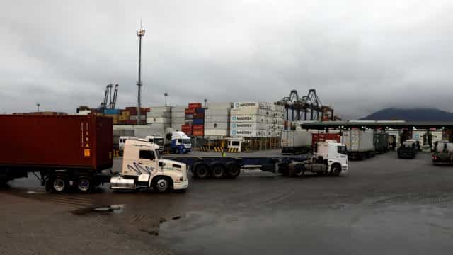 Caminhoneiros avaliam eventual paralisação a partir do próximo domingo