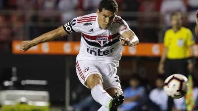 Em vídeo comovente, Hernanes dá adeus ao São Paulo: ‘Meu amor por vocês é eterno’