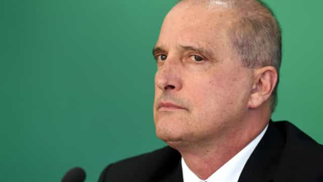 Governo avalia ampliar poder de Onyx com áreas de secretarias de Guedes e FGTS