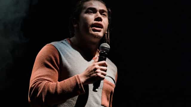 ‘Imaginava meu filho subindo no palco comigo’, diz Whindersson em vídeo