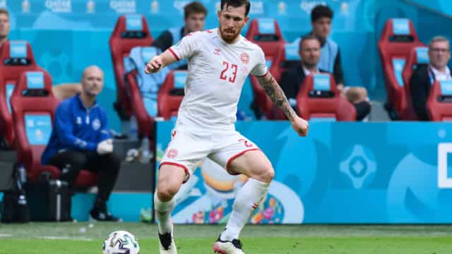 Dinamarca quebra maldição contra República Checa, ganha e vai à semi da Eurocopa