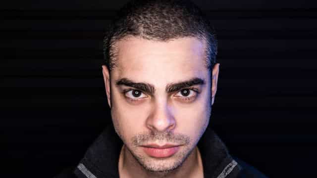 Filho de Chico Anysio com ex-frenética Regina Chaves morre aos 39 anos