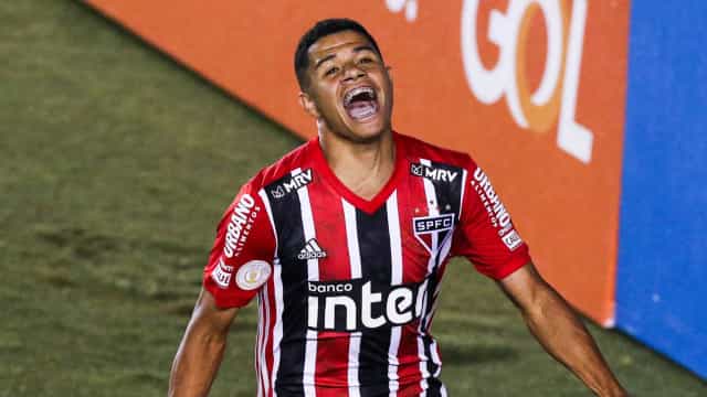 Gabriel Sara volta e Miranda fica fora do treino do São Paulo