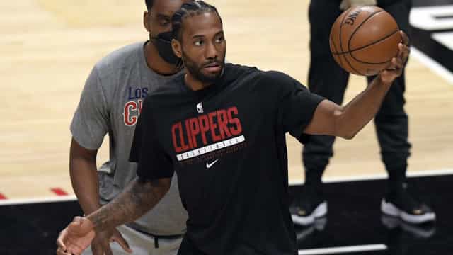 Astro dos Clippers, Kawhi Leonard é operado e corrige ligamento do joelho direito