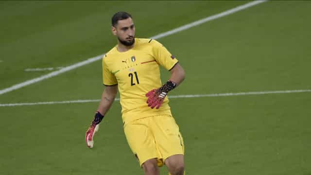 Melhor jogador da Eurocopa, Donnarumma é oficializado pelo PSG