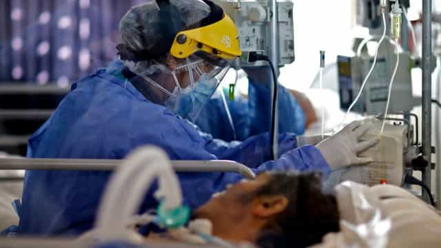 País registra 476 mortes por covid em 24h; total chega a 549.924 óbitos