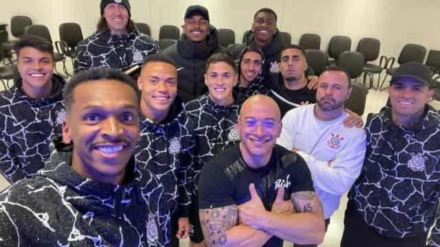 Morre ex-jogador que atuava como pastor no Corinthians; jogadores lamentam