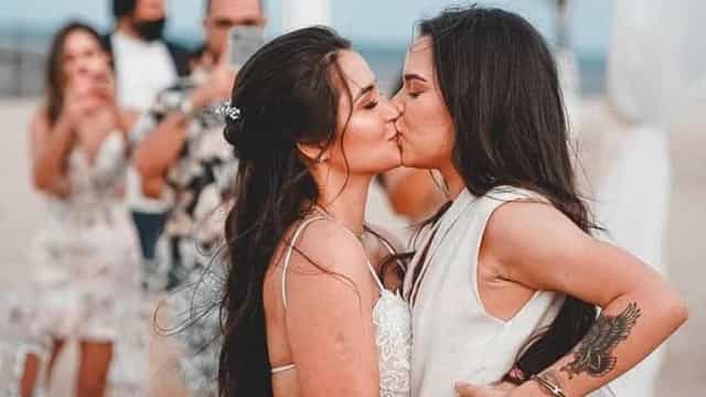 Cantora Maria Clara anuncia fim de casamento com influenciadora