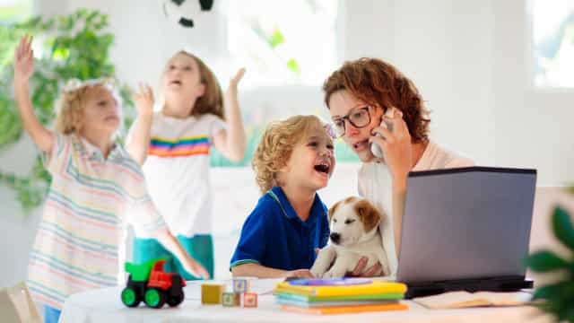 Argentina reconhece cuidado materno como trabalho para aposentadoria