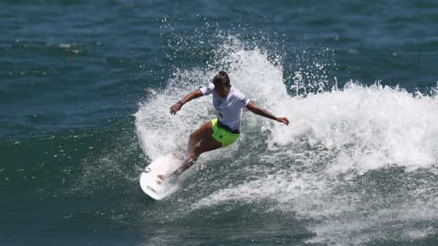 Silvana, Medina e Ítalo avançam às quartas de final do surfe em Tóquio