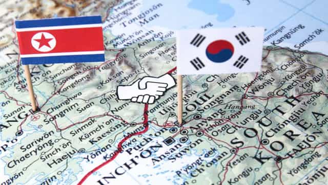 Coreia do Norte e Coreia do Sul restabelecem comunicação encerrada há um ano