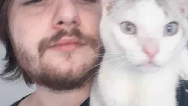 Ex-atores mirins relatam bullying, saudade de casa e sonho de voltar a atuar