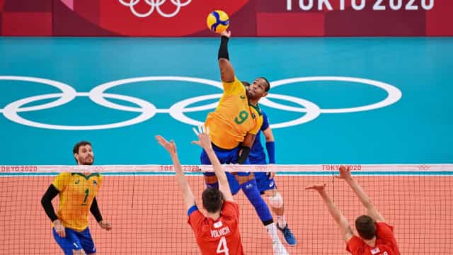 Vôlei masculino cai contra os russos por 3 a 0 e perde pela 1ª vez na Olimpíada