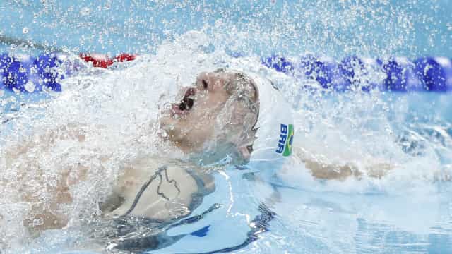 Brasil fica fora da final do revezamento 4×100 m medley misto
